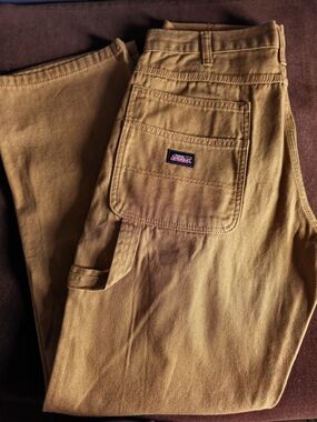 Dickies Carpenter Pants in Caramel Brown